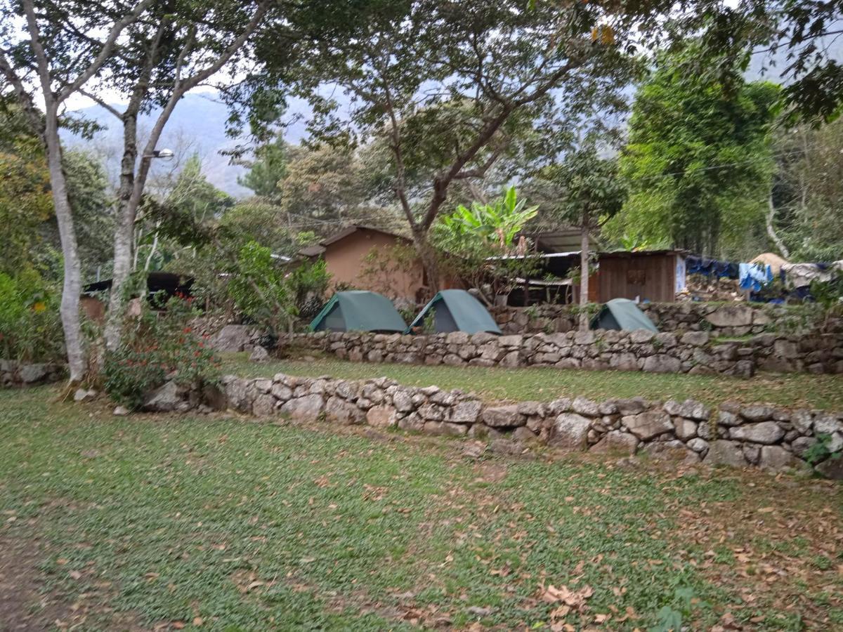 Lia B&B Lucmabamba Sahuayaco Экстерьер фото