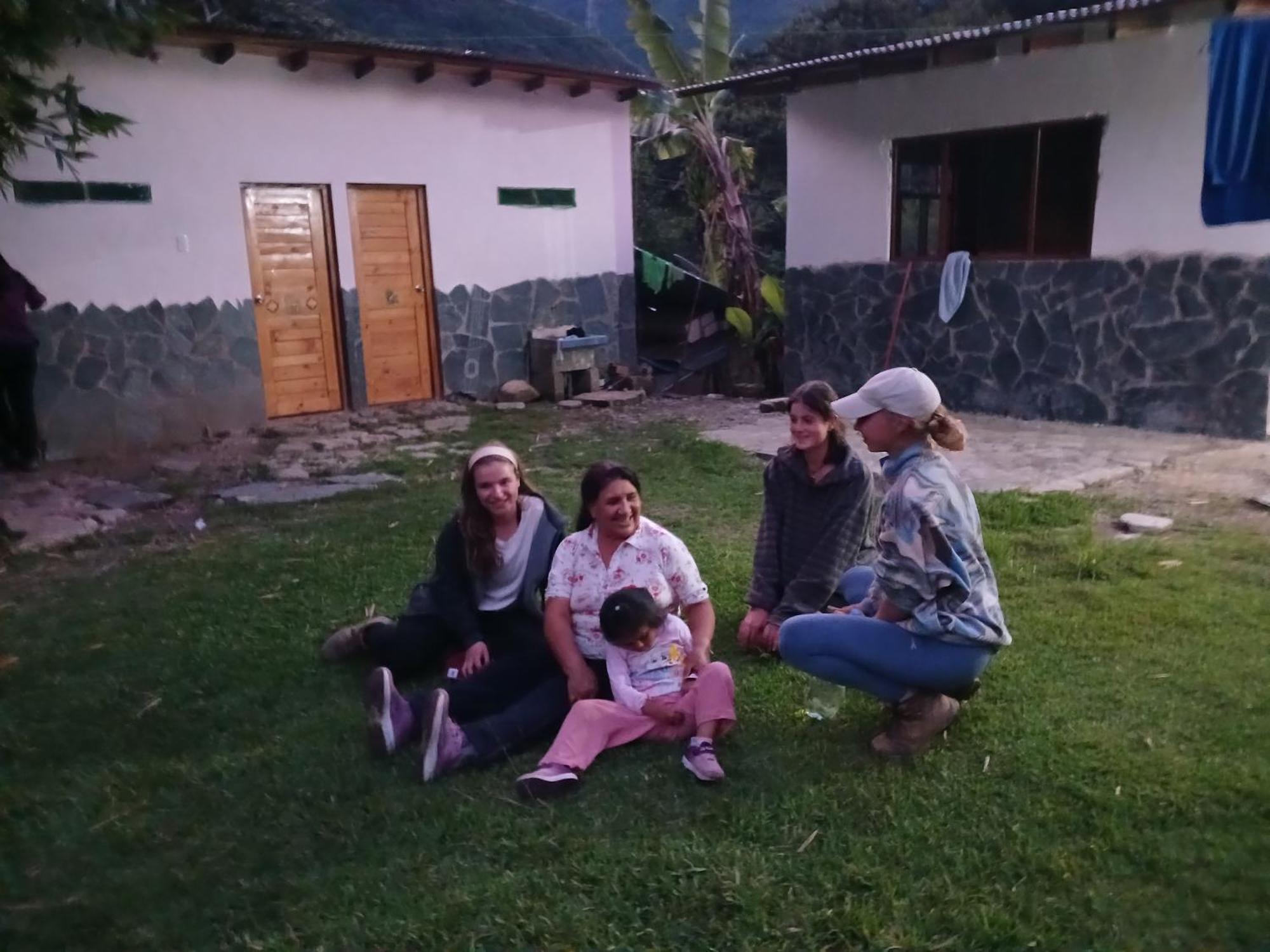 Lia B&B Lucmabamba Sahuayaco Экстерьер фото