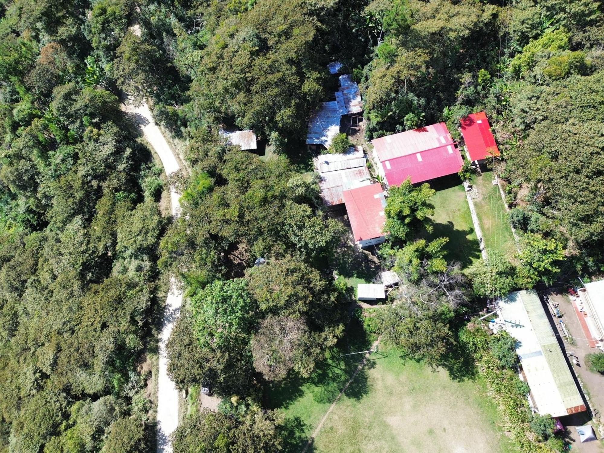 Lia B&B Lucmabamba Sahuayaco Экстерьер фото
